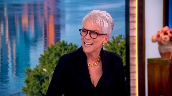 Jamie Lee Curtis reveals inspiration behind her new sitcom, 'Newlyweds'