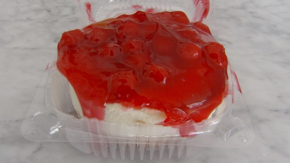Meet the 'Cheesecake Lady' and her amazing desserts