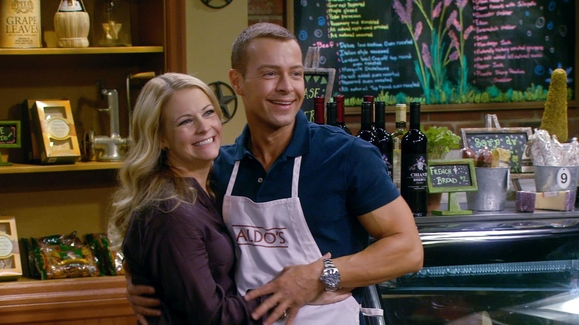 Watch Melissa And Joey Season 3 Episode 18 Independence Day Online