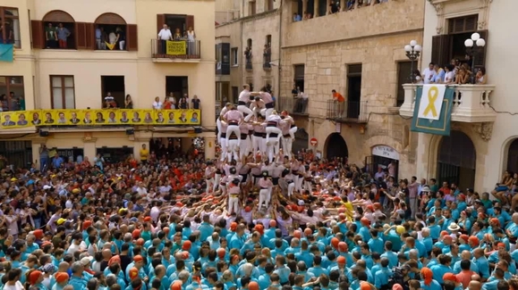 Watch Explorer Season 11 Episode 7 Human Towers Online