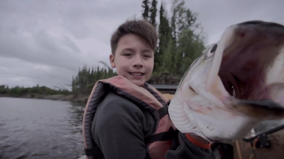 Watch Life Below Zero Season 16 Episode 2 The Big Catch Online