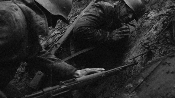 Russia's War: Hitler's Fighting Retreat