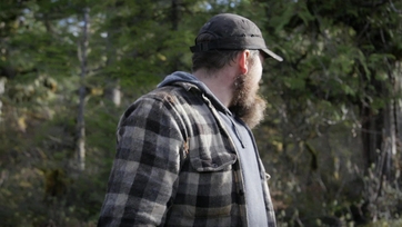 Life Below Zero on X: Curly Leach waits for low tide so he can