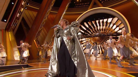 Queen Latifah Performs a Tribute to Quincy Jones at Oscars 2025