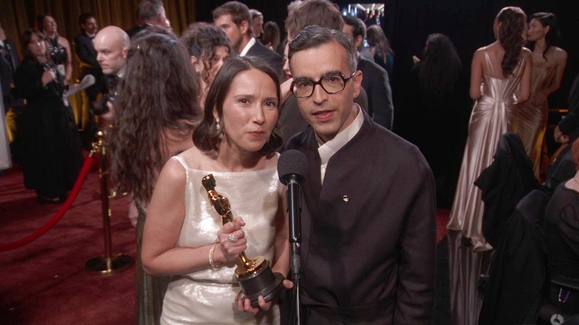 TWO PEOPLE EXCHANGING SALIVA Thank You Cam Speech: Live Action Short Film