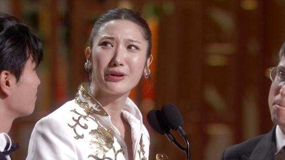 'Golden' from KPOP DEMON HUNTERS Accepts the Oscar for Music (Original Song)